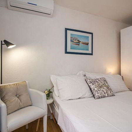 Apartmani Leo-Marin มาคาร์สกา ภายนอก รูปภาพ