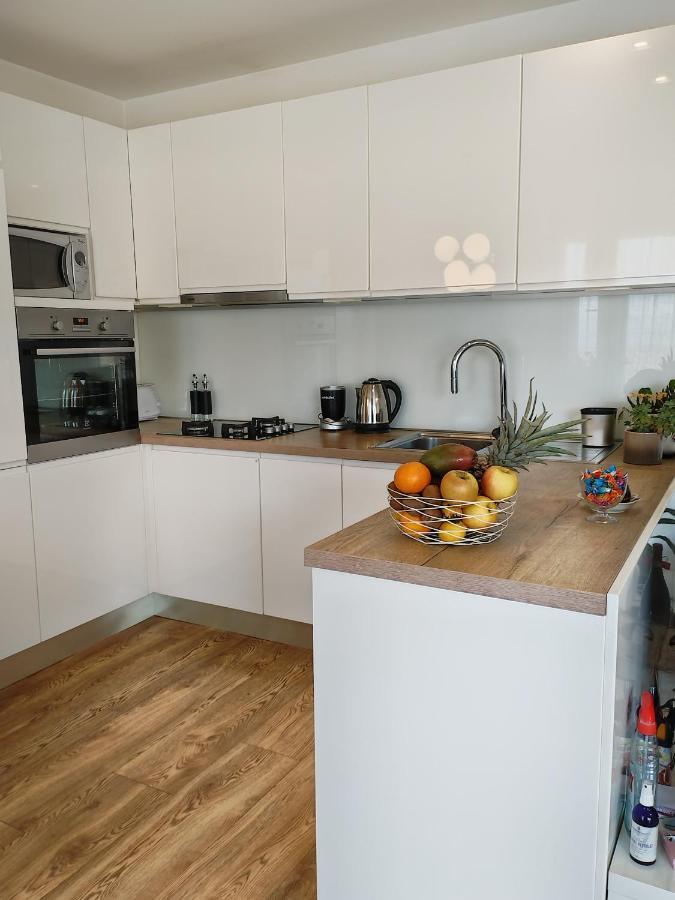 Apartmani Leo-Marin มาคาร์สกา ภายนอก รูปภาพ