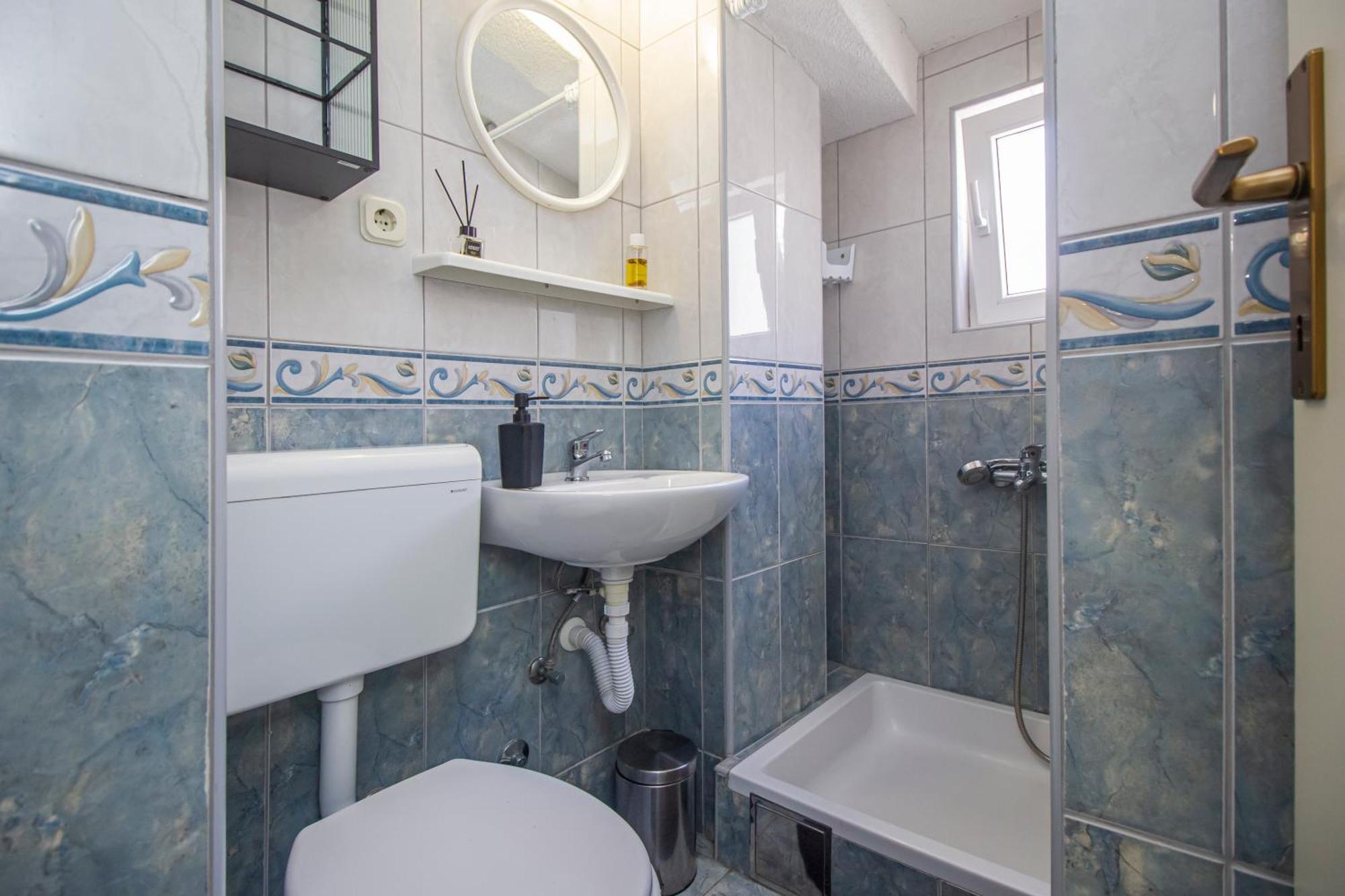 Apartmani Leo-Marin มาคาร์สกา ภายนอก รูปภาพ