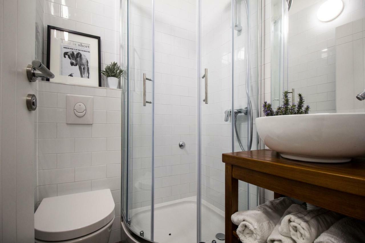 Apartmani Leo-Marin มาคาร์สกา ภายนอก รูปภาพ