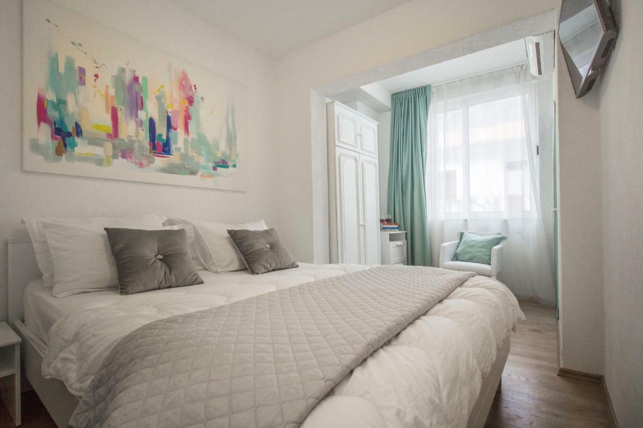 Apartmani Leo-Marin มาคาร์สกา ภายนอก รูปภาพ