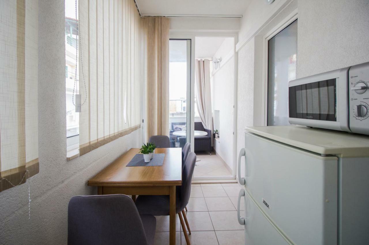 Apartmani Leo-Marin มาคาร์สกา ภายนอก รูปภาพ