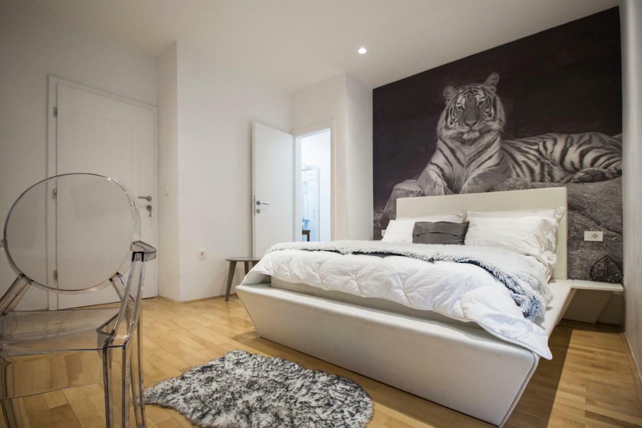 Apartmani Leo-Marin มาคาร์สกา ภายนอก รูปภาพ